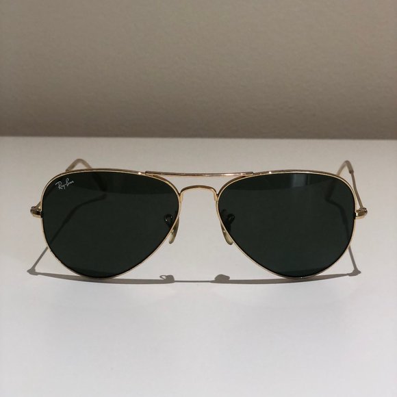 Ray-Ban Accessories - Ray-Ban Gold Aviators Classics